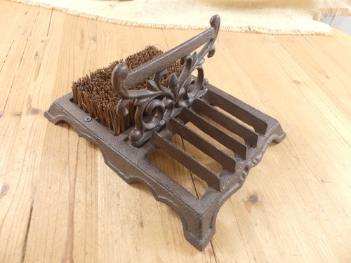 Large cast iron boot shoe - cast,
