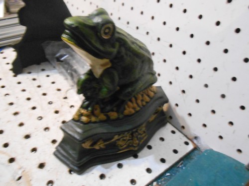 Cast iron painted frog - cast,