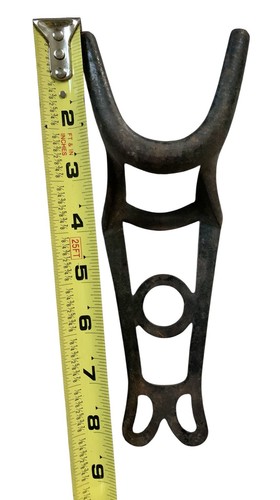 Antique primitive cast iron - antique,